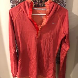 Women’s Nike Running Pullover